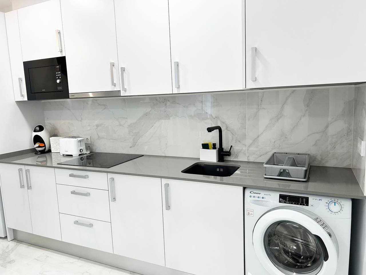 Foto 10 von 45: Ferienhaus 'Calle Ruidera 116' mit Gemeinschaftspool, privater Terrasse & WLAN