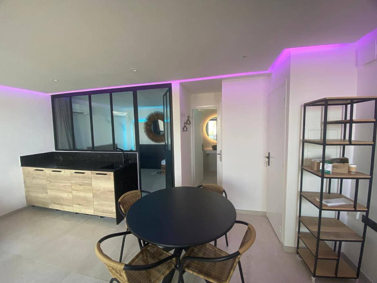 Foto 11 von 31: Apartment with Sea View