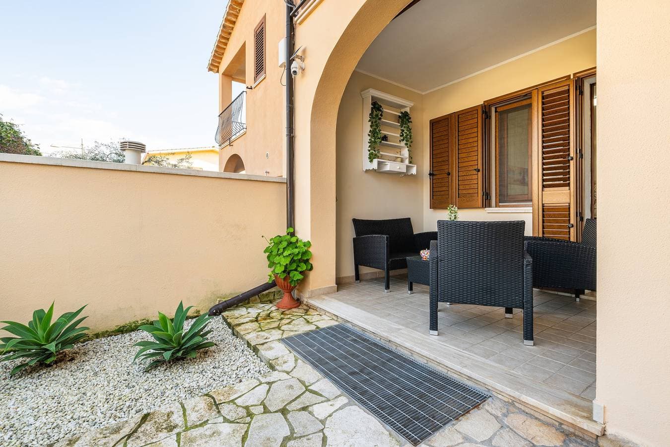 Foto 2 von 36: Ferienwohnung Queen's House – Modernes Apartment in Pula, Sardinien