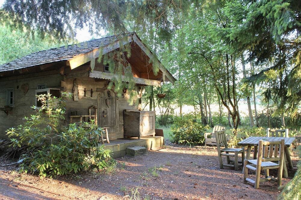 Wunderbare Hütte aus dem 19. Jahrhundert im Wald von Rambouillet, 1 Stunde von Paris entfernt 1