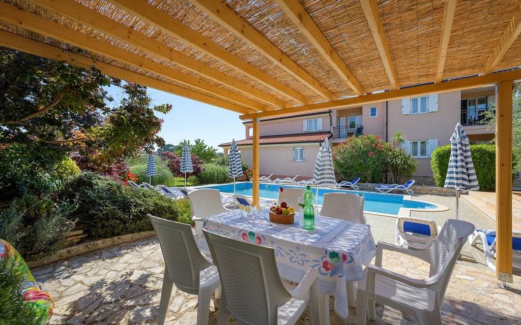 Foto 4 von 54: Ferienwohnung in Bašanija mit Terrasse, Klimaanlage, W-Lan (113-2)