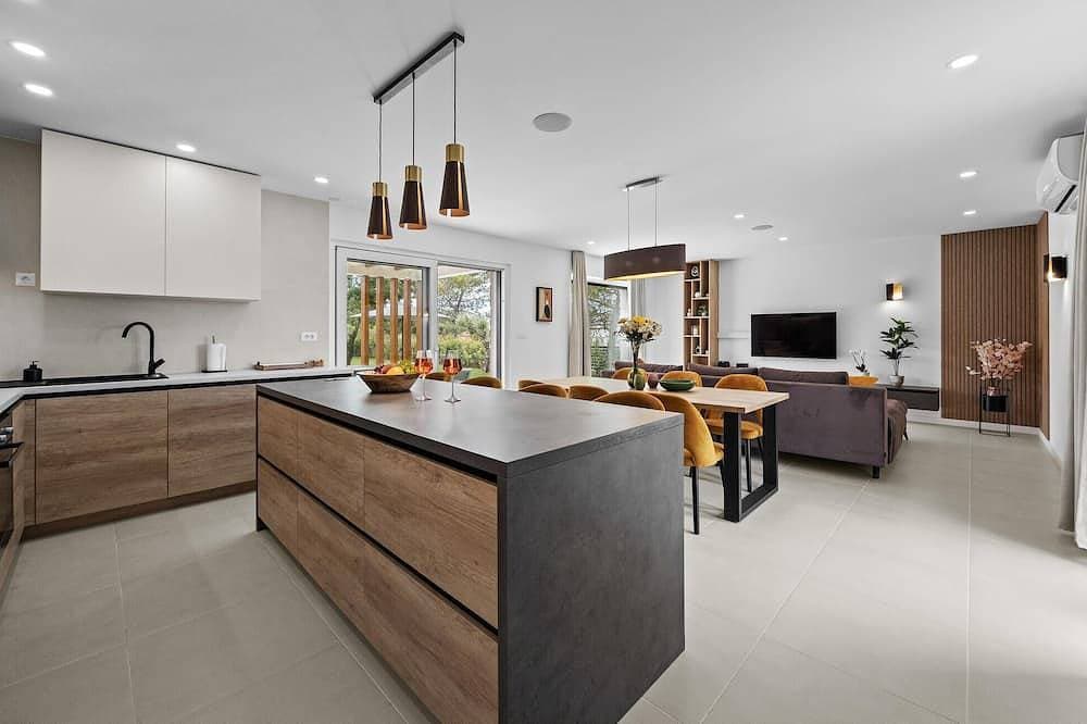 Foto 9 von 30: Luxurious home in Marasi