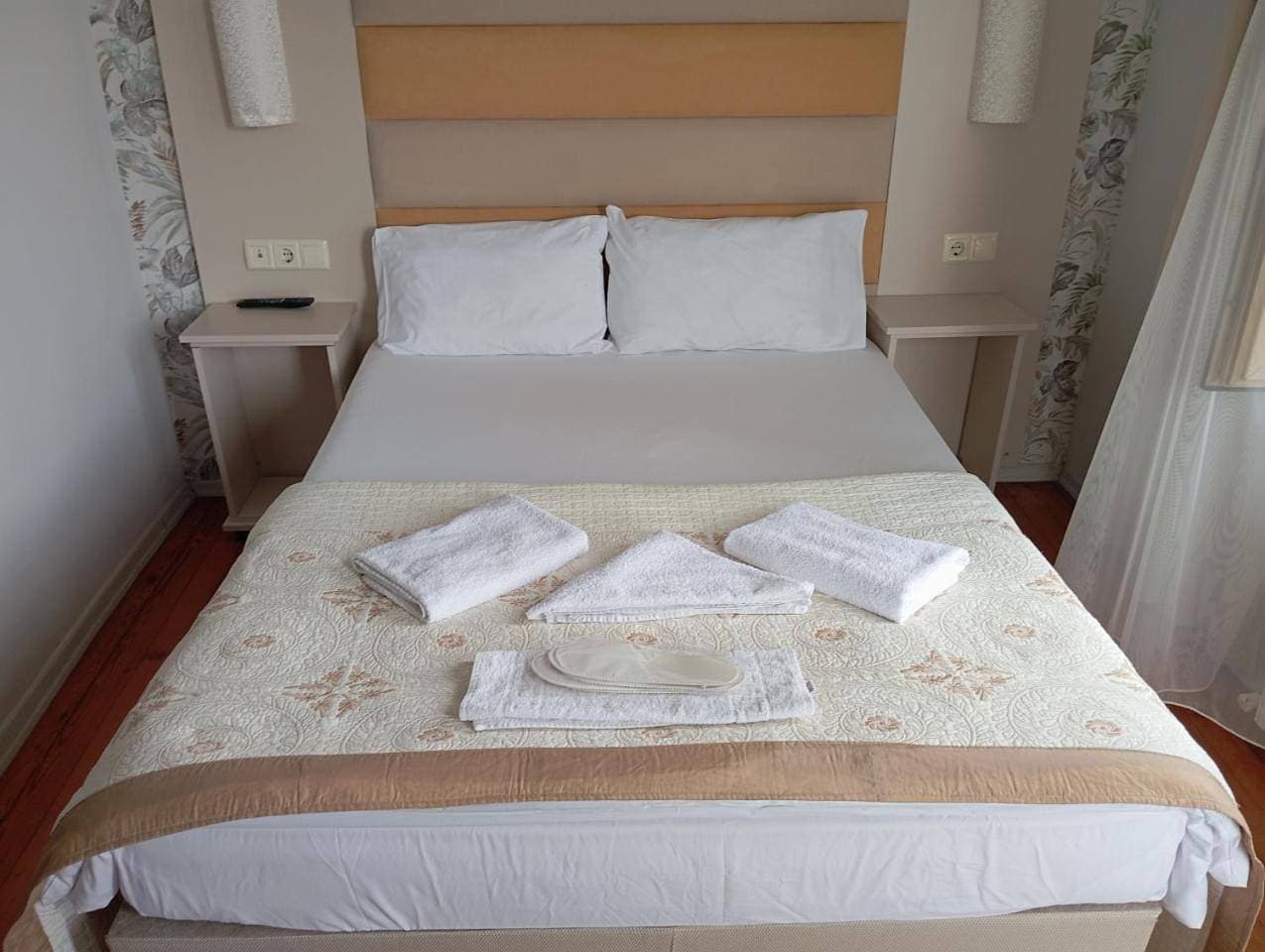 Foto 6 von 11: Double Room with Balcony and Sea View