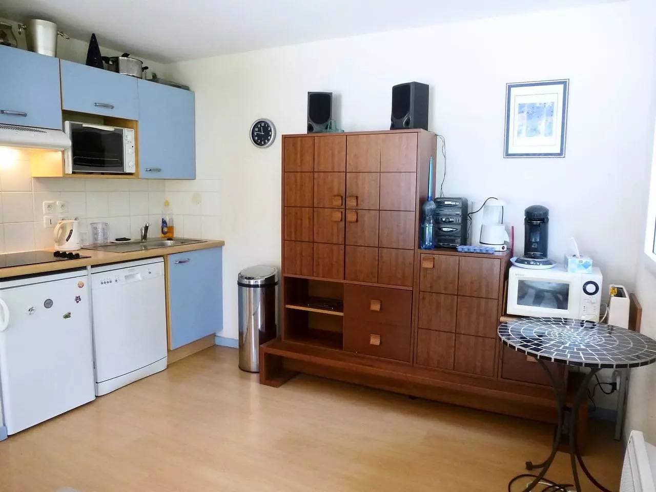 Foto 6 von 12: Helle Wohnung mit 2 Balkonen und überdachten Parkplätzen