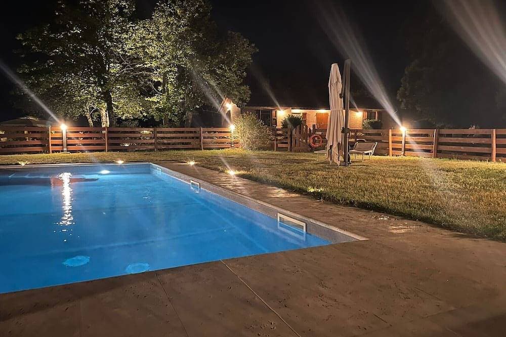 Foto 4 von 30: Typical Tuscan Cottage with swimming pool and park, five minutes from San Galgano