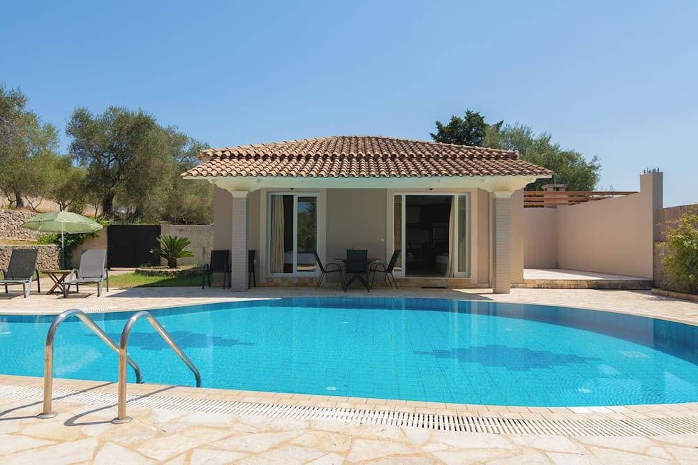 Private Pool Villa Aleca in Dassia Corfu 1