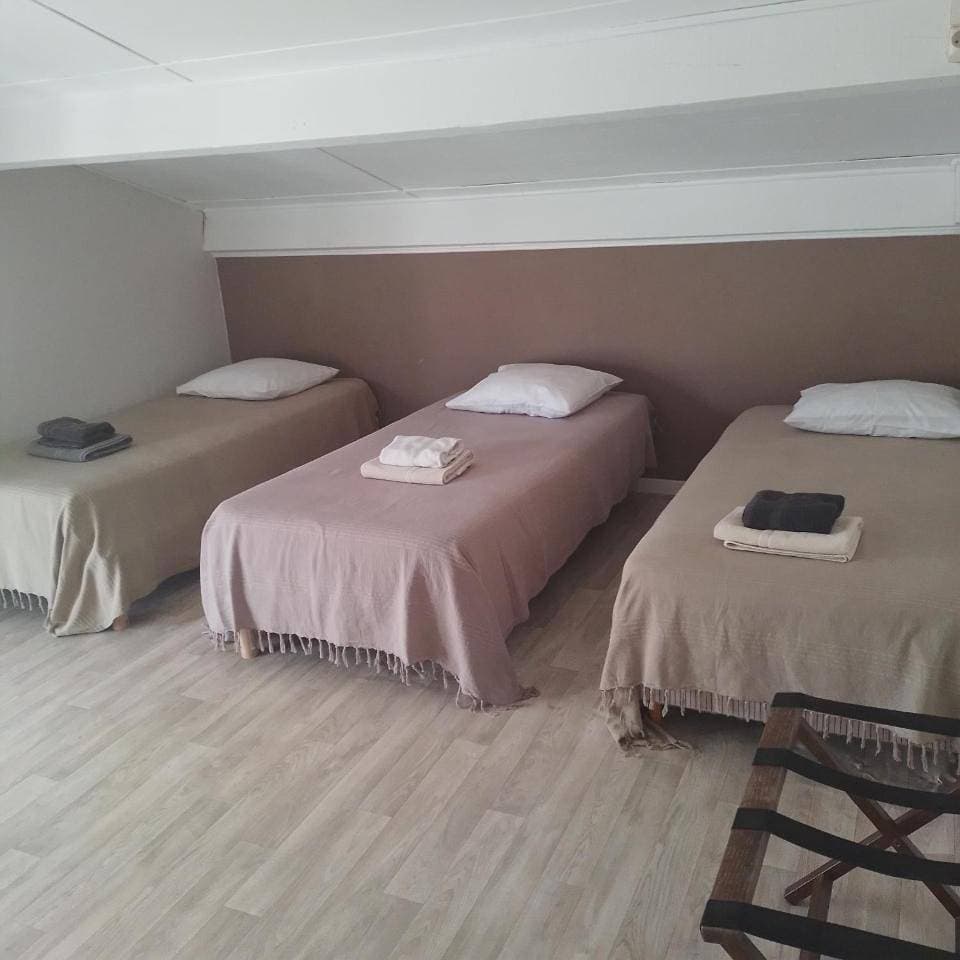 Foto 6 von 6: Comfort Triple Room