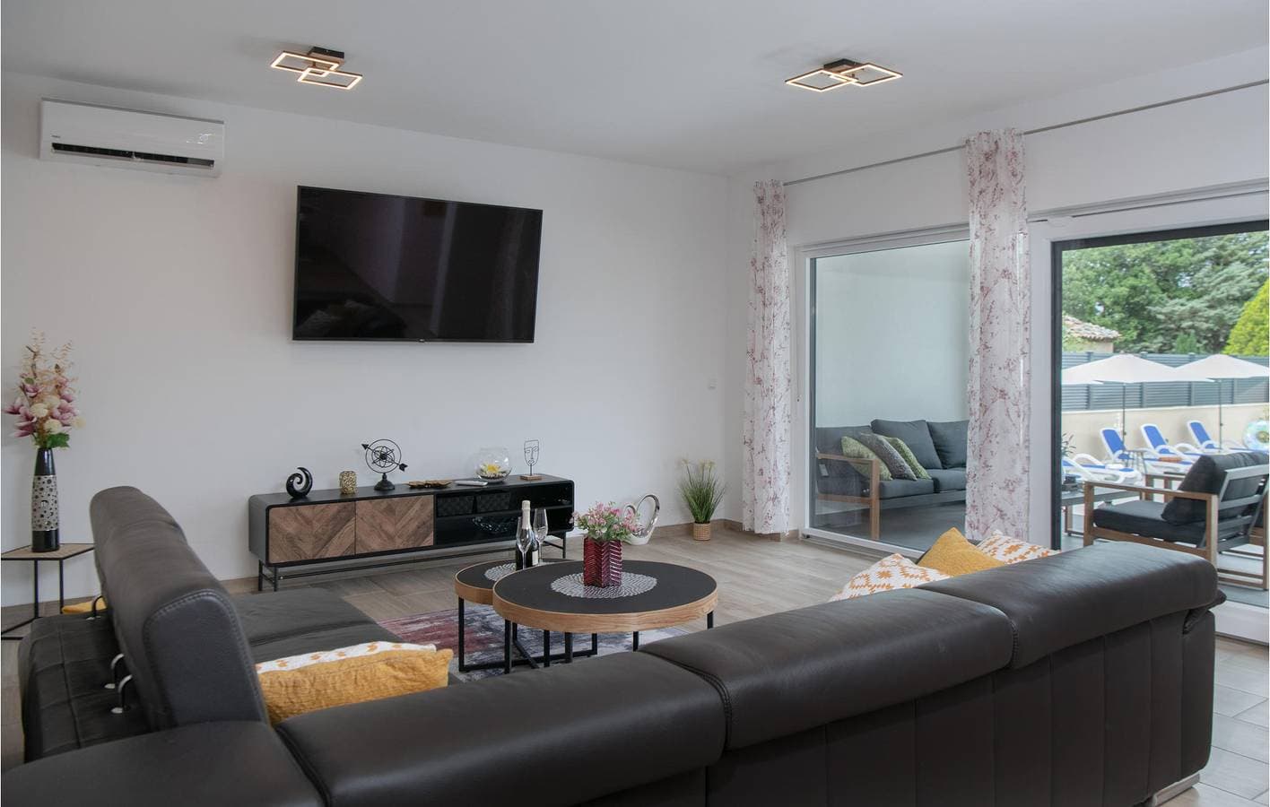 Foto 4 von 31: Gemütliche 1-Zimmer-Wohnung mit Terrasse in der Nähe von Labin und dem Fluss