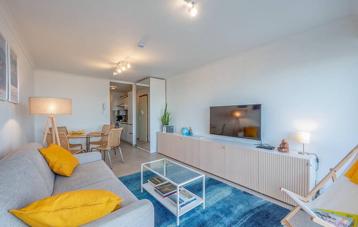 Foto 3 von 22: Ferienwohnung für 3 Personen mit Terrasse