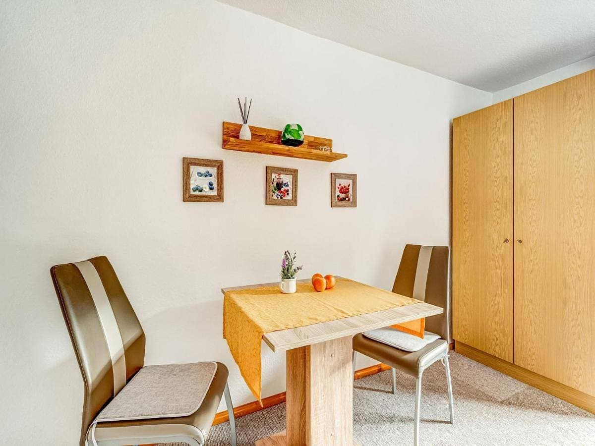 Foto 4 von 40: One-Bedroom Holiday Home