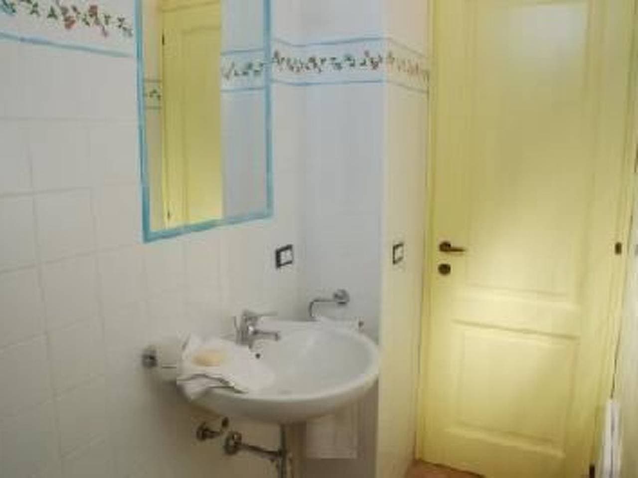 Foto 8 von 23: Haus in Torre Dei Corsari mit Privatparkplatz