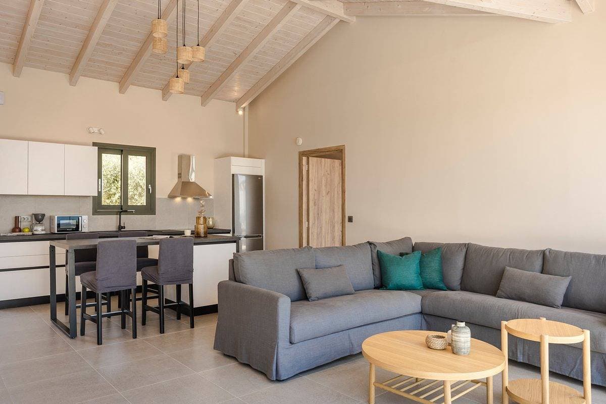 Foto 10 von 32: Villa Notos with Private Pool
