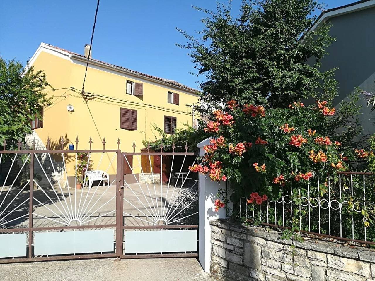 Apartment Milka 1