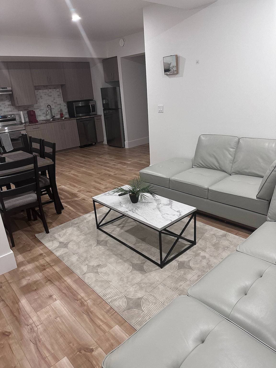 Foto 9 von 20: 2 Schlafzimmer mit Wohnzimmer