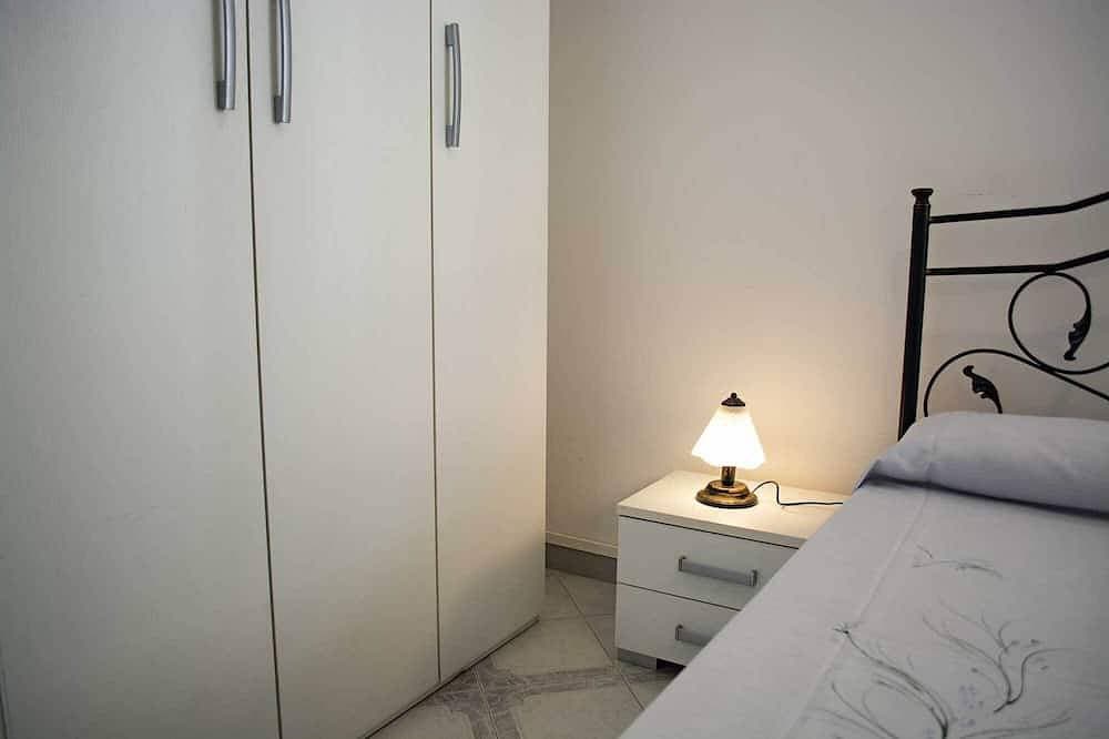 Foto 5 von 24: Hübsche Zwei-Zimmer-Wohnung mit möblierter Terrasse