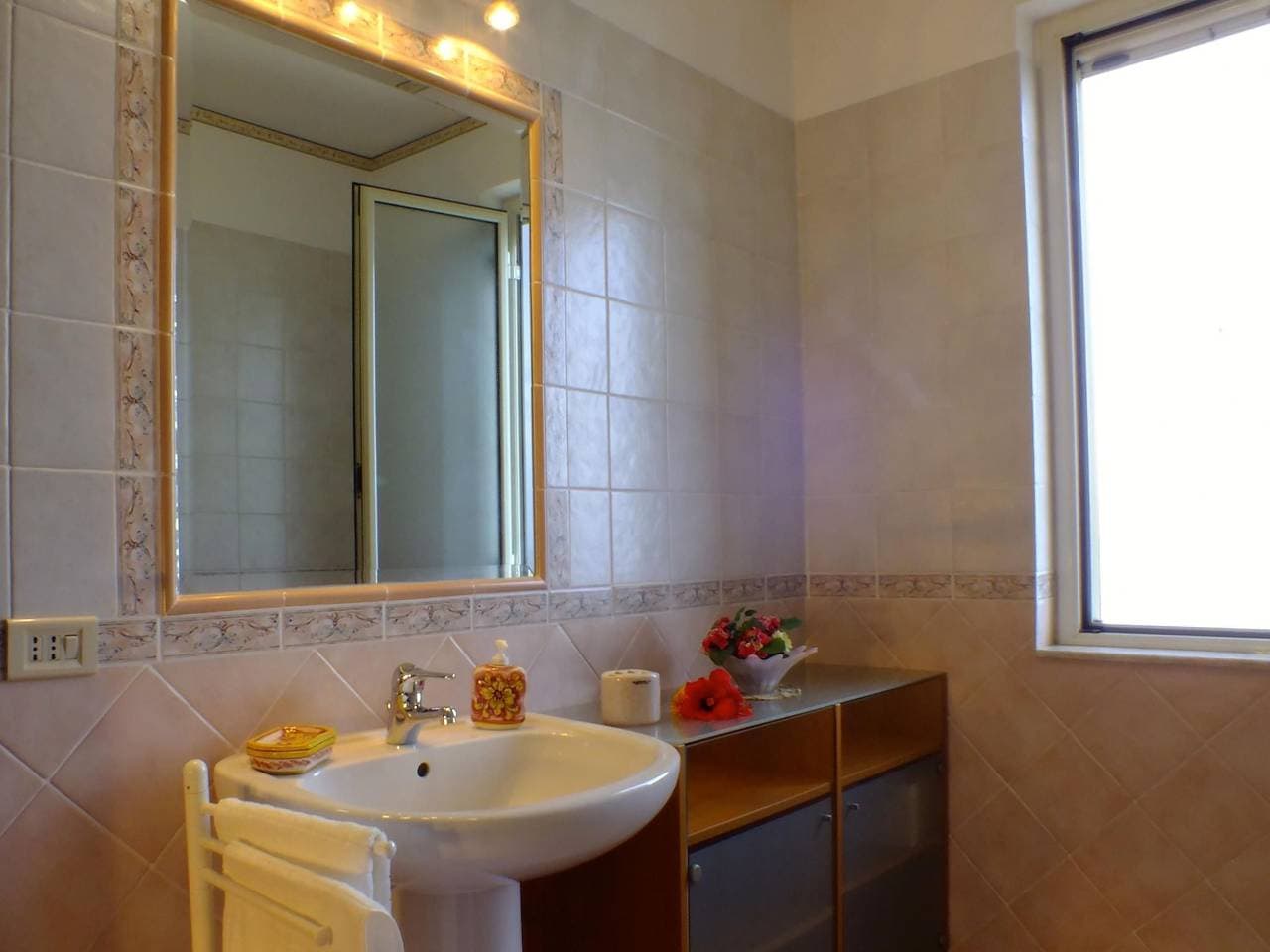 Foto 5 von 40: Terramare' Wohnung mit Wasserblick