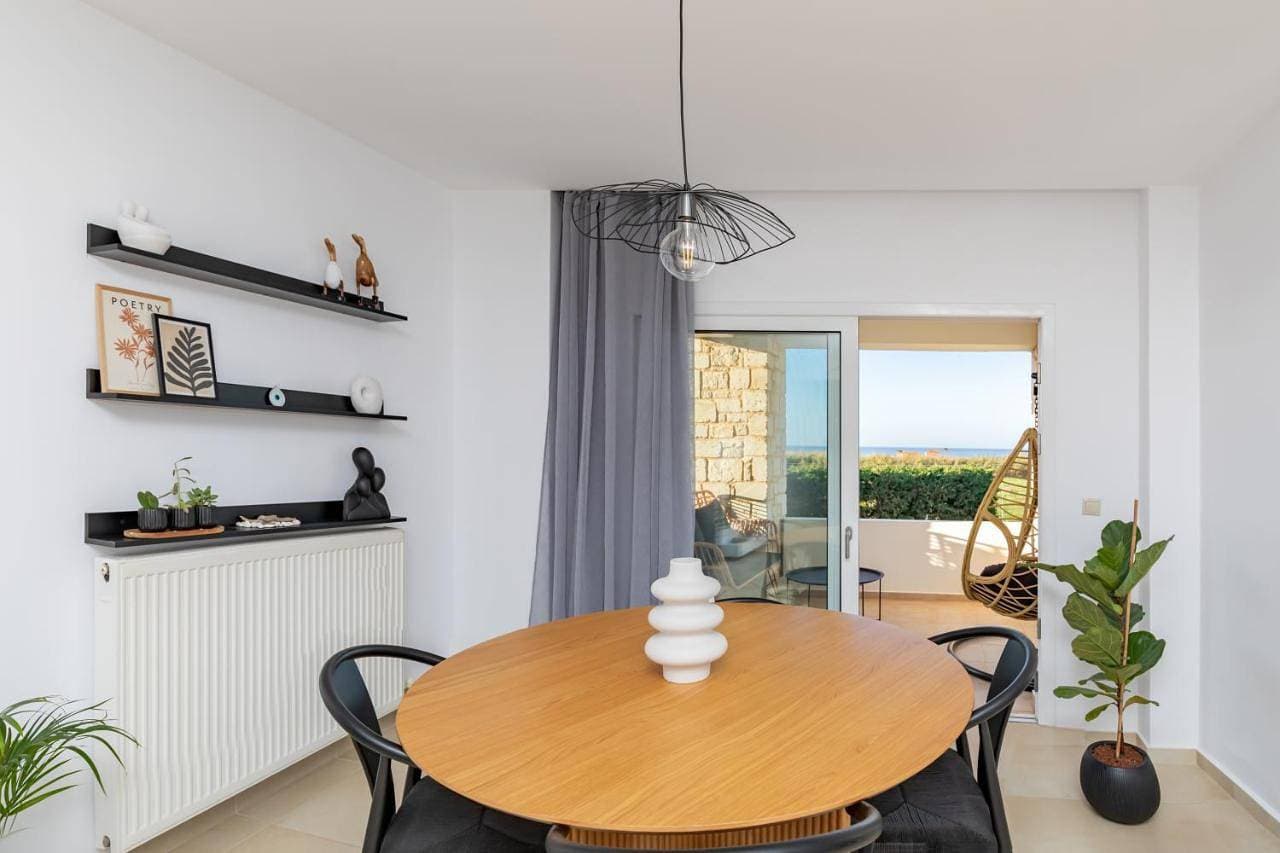 Foto 5 von 67: Three-Bedroom House