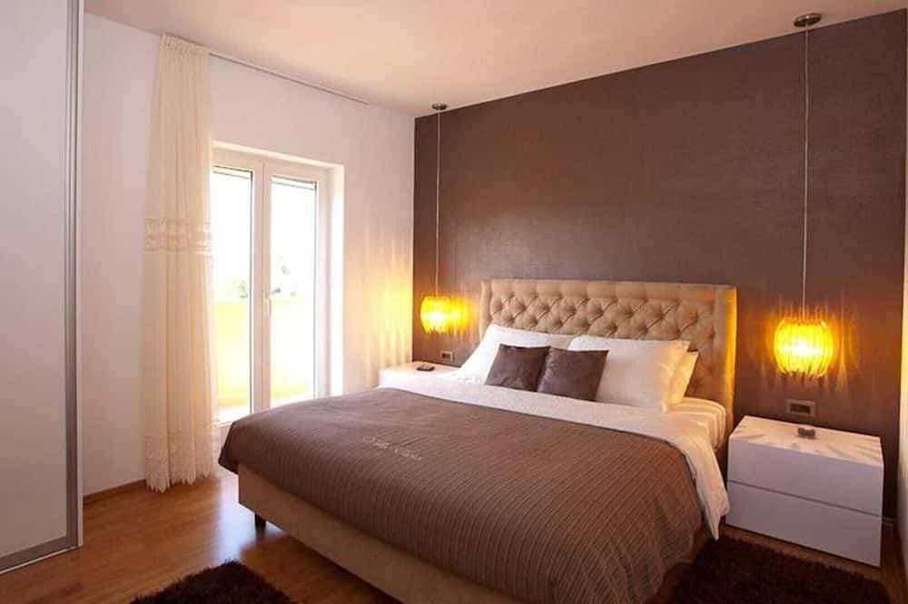 Foto 2 von 26: Charmante Villa Diora mit Swimmingpool und Wellnessbereich