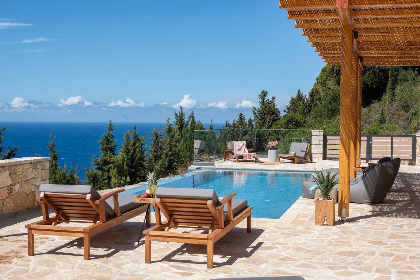 Foto 4 von 24: Villa für 5 Personen mit Terrasse