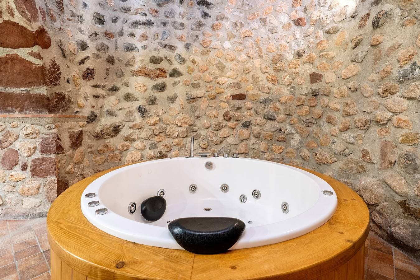Foto 2 von 21: Casa Encanto mit Whirlpool + Camping-Services inklusive