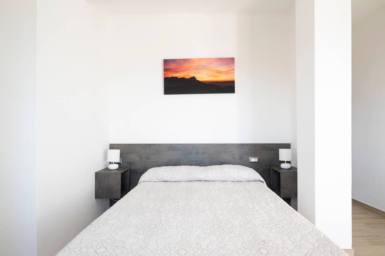 Foto 5 von 21: Doppelzimmer mit privatem Bad und Panoramaterrasse
