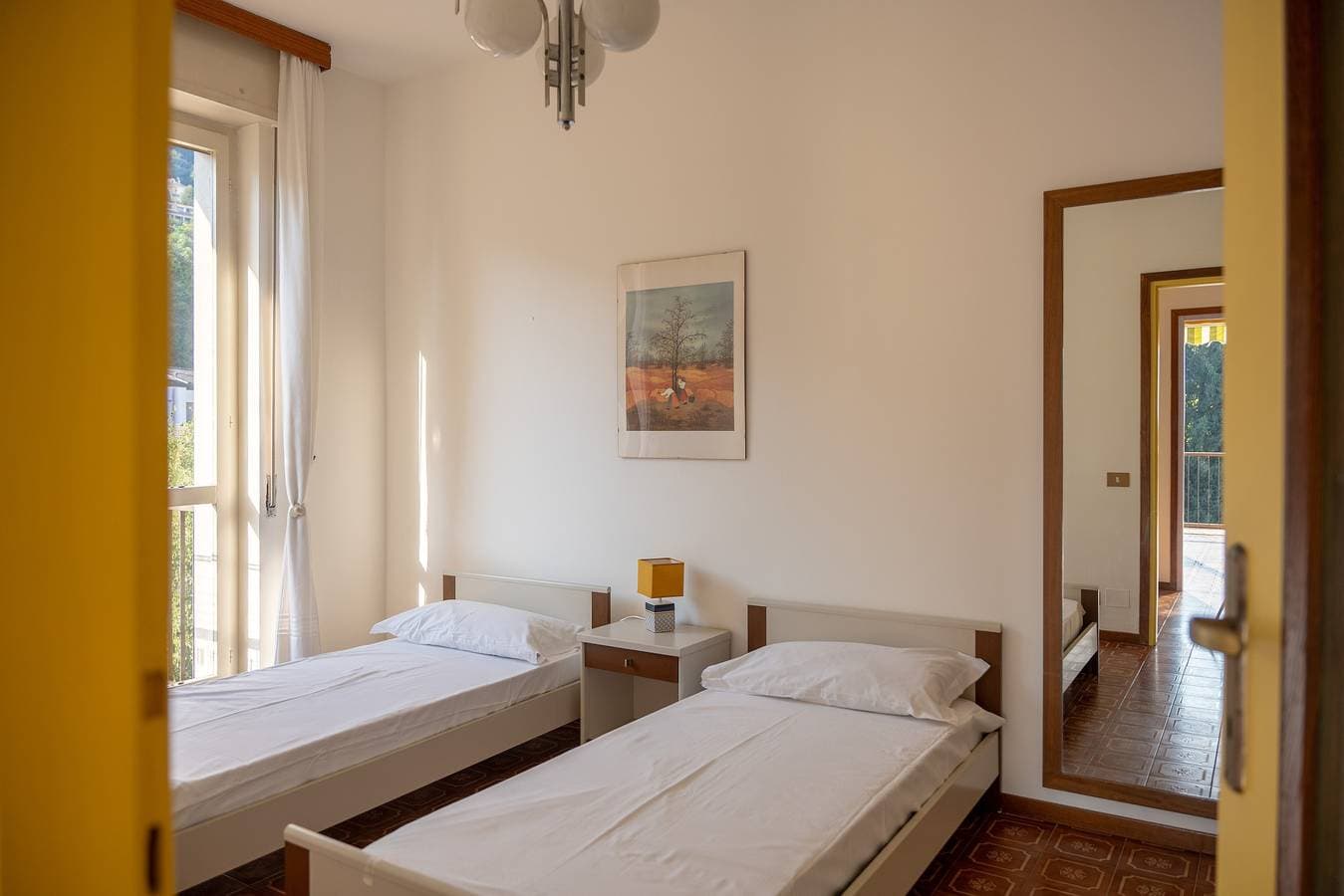 Foto 9 von 10: Ferienwohnung 'Verbania Panorama Lago' mit Blick auf den See und Balkon