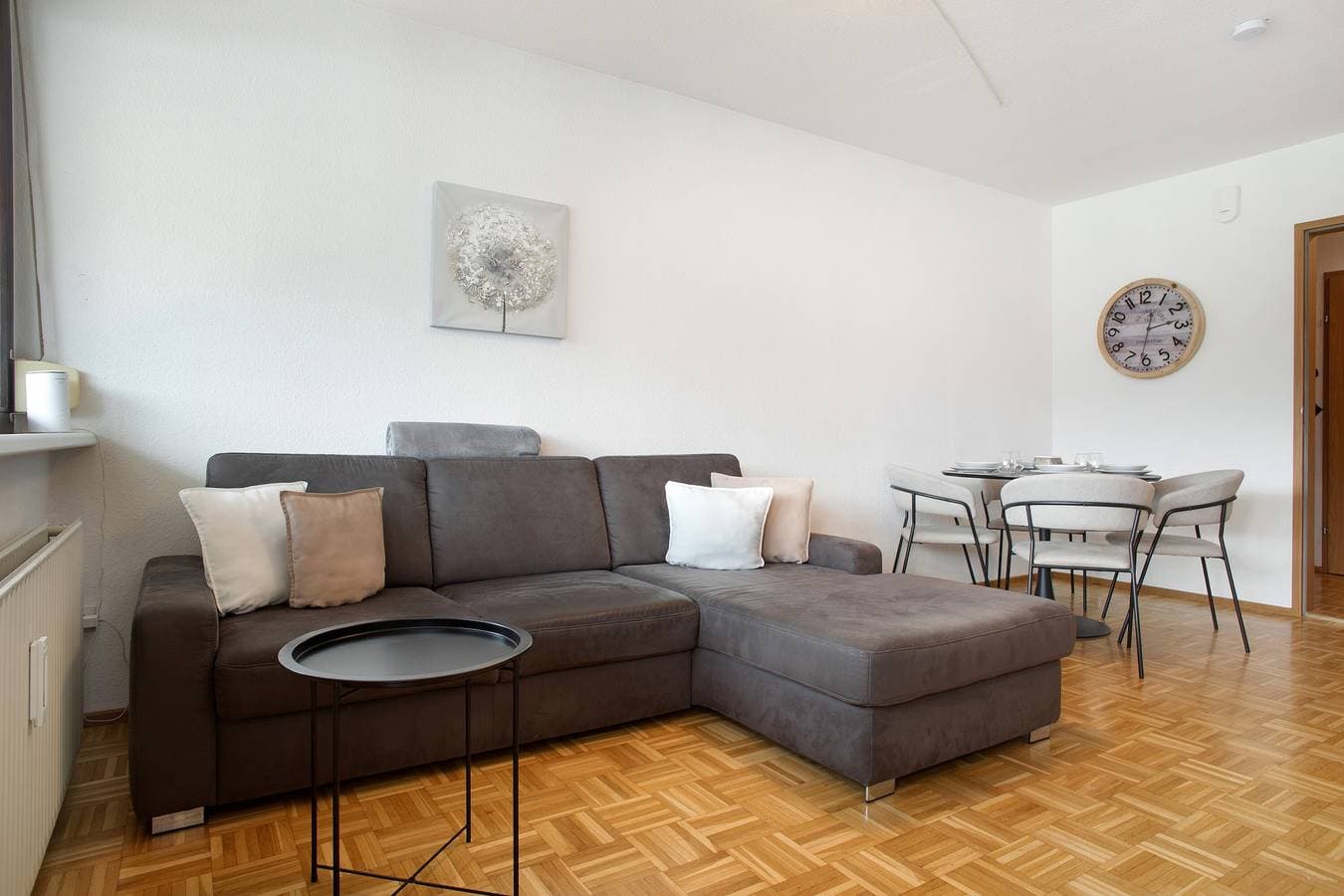 Foto 4 von 19: Ferienwohnung 'Am Bodensee' mit Bergblick, Gemeinschaftsgarten und WLAN