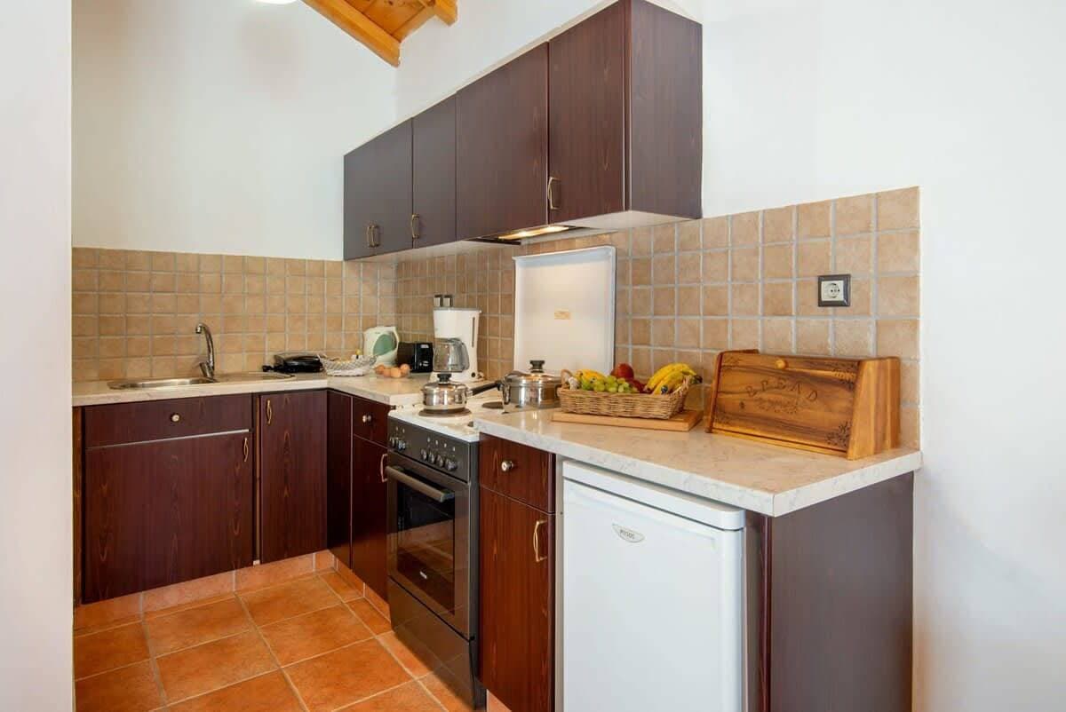 Foto 10 von 20: Kirki's Cozy Getaway - Paxoi Getaway w/ Jacuzzi