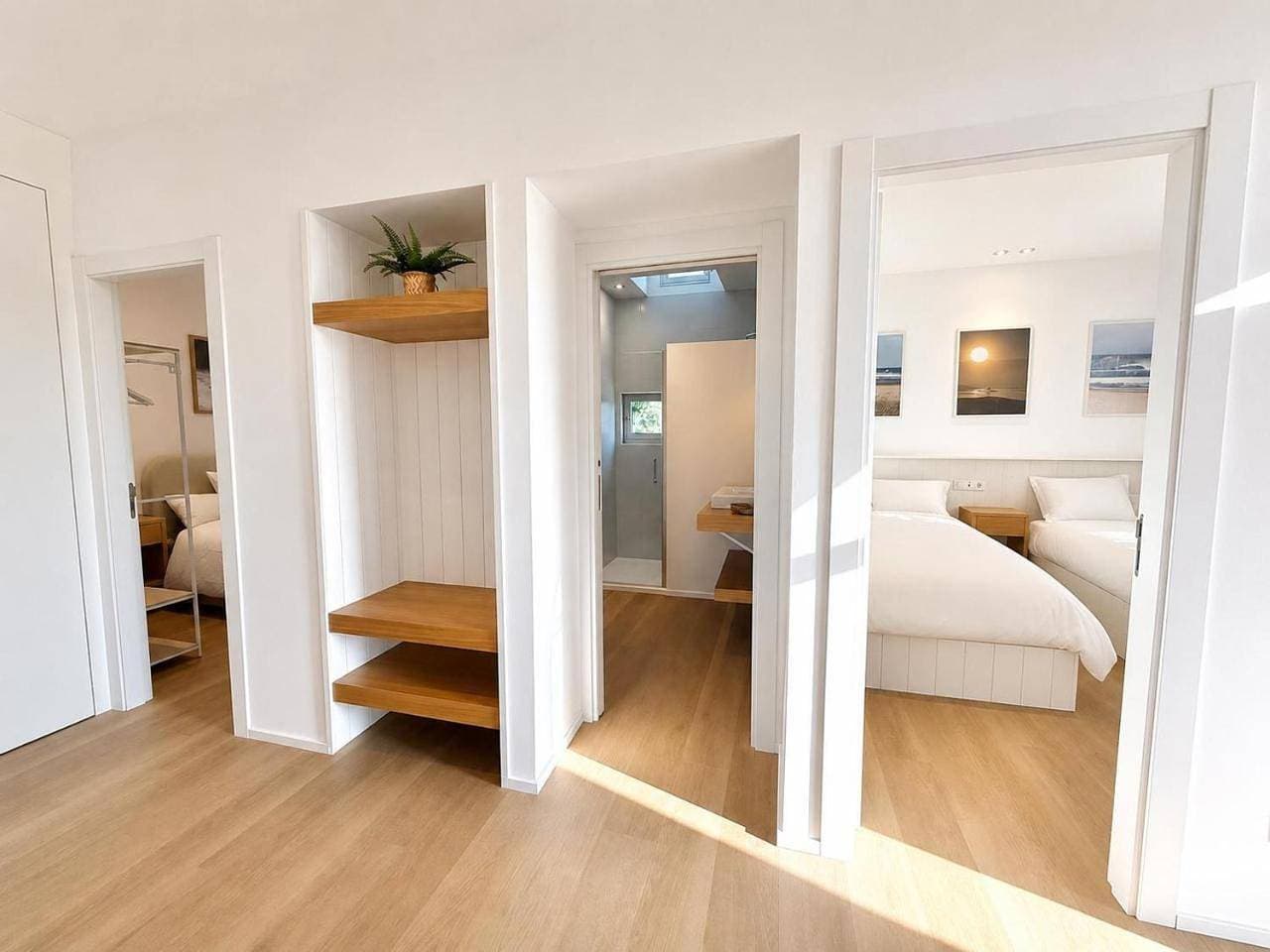 Foto 10 von 24: Three-Bedroom Apartment