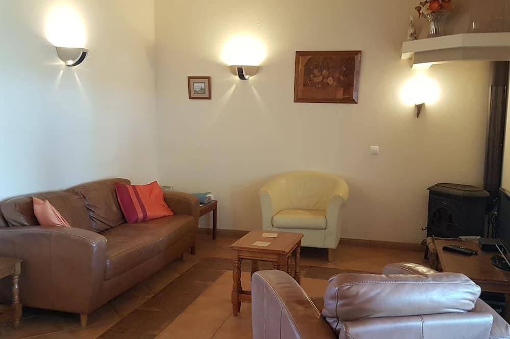 Foto 6 von 16: Spacious luxury country house. Shared pool. Fully wheelchair accessible