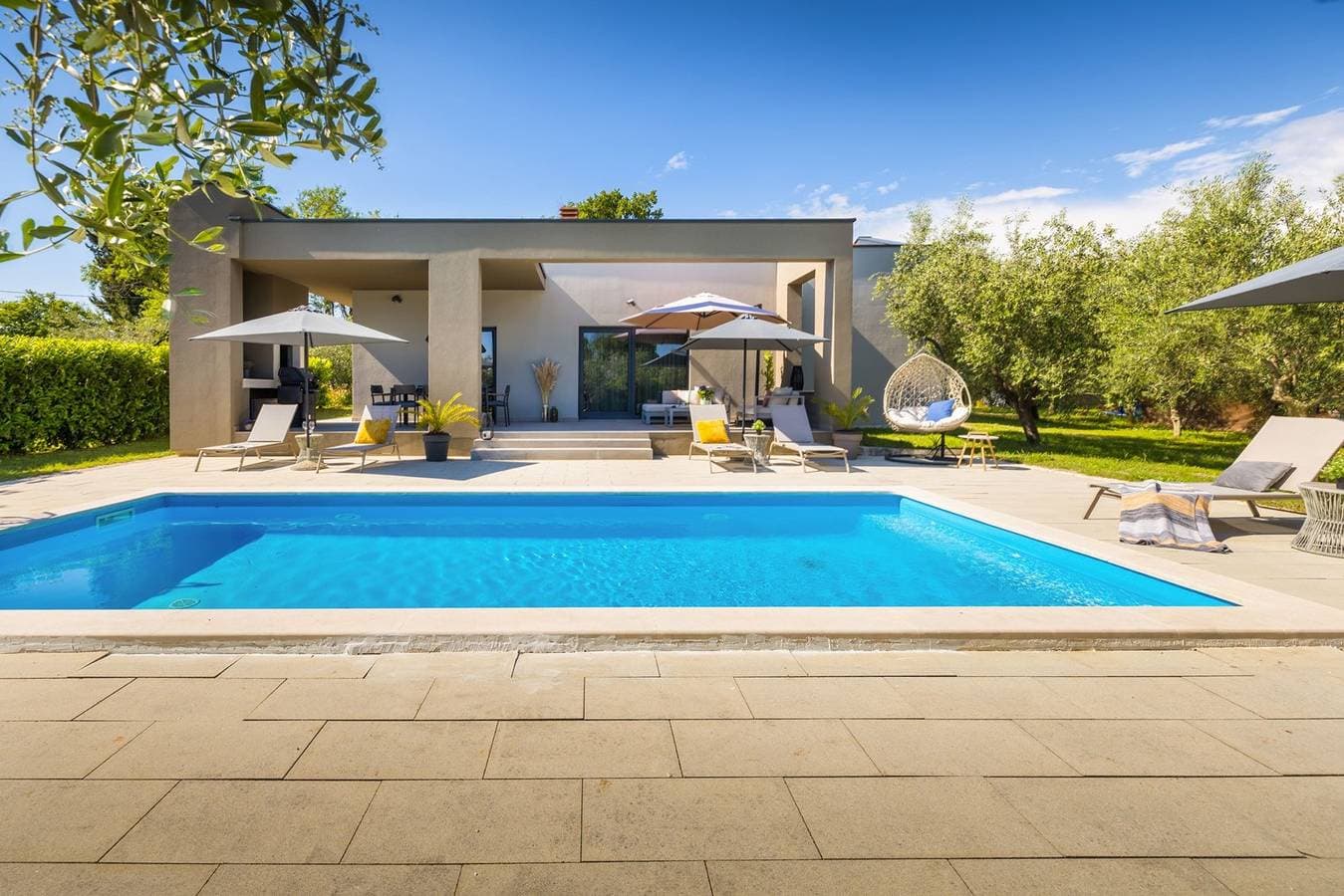 Villa Tonina – Eine stilvolle Familienoase mit privatem Pool im Herzen Istriens 1