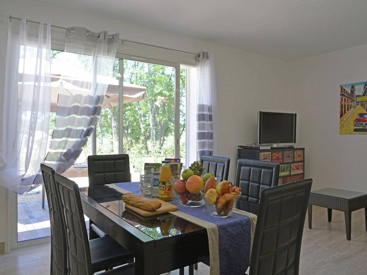 Foto 3 von 38: Villa für 6 Personen mit Garten