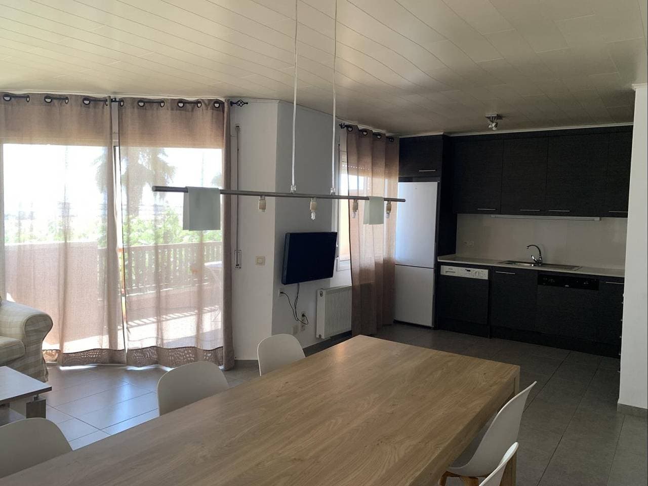 Foto 3 von 25: Meerblick, Pool und Parkplatz – 3-Zi. Apartment mit Klimaanlage in Torredembarra