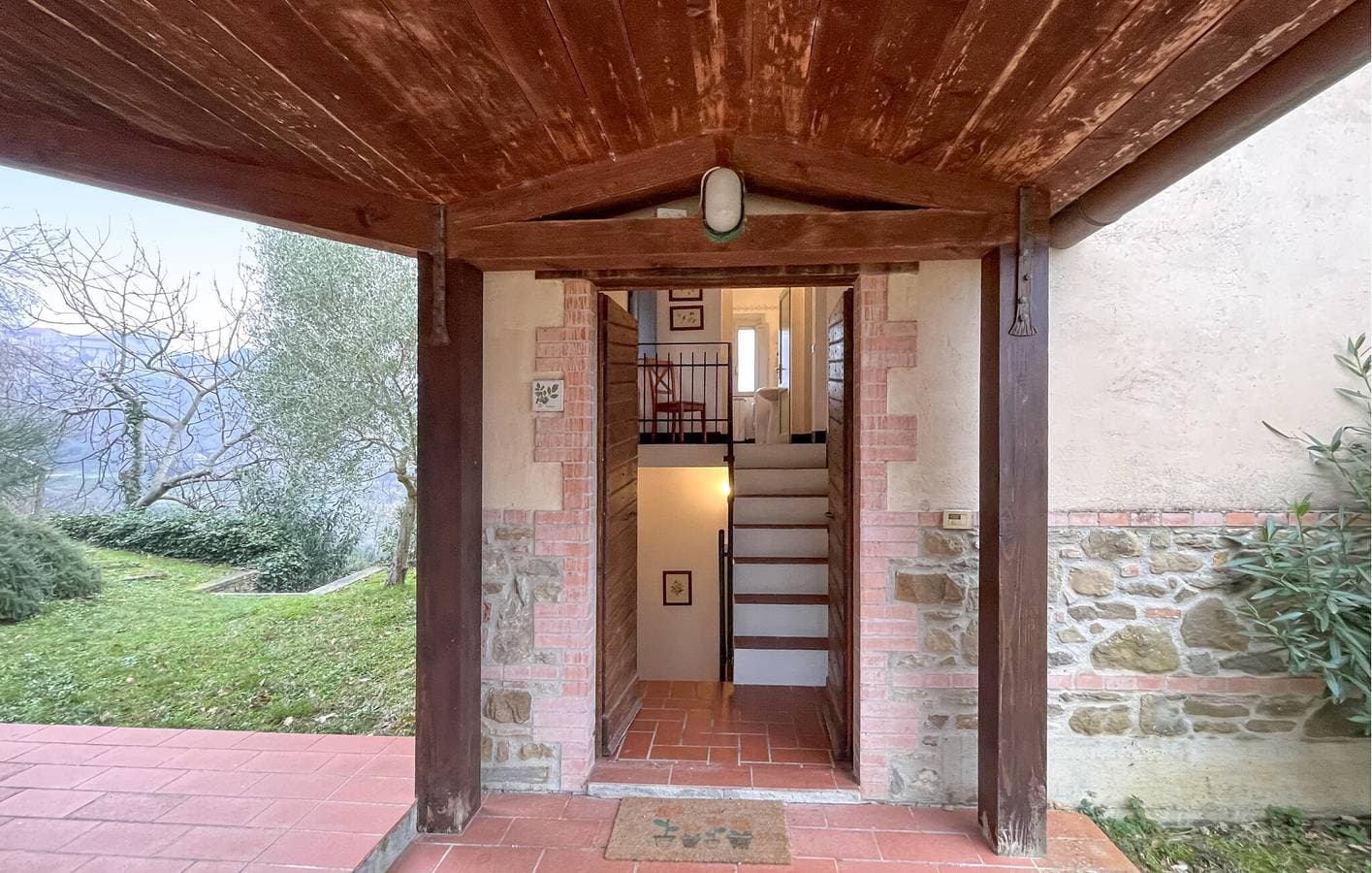 Foto 12 von 35: Idyllische 90 qm große Ferienwohnung mit Parkplatz, Garten und Pool in Paciano