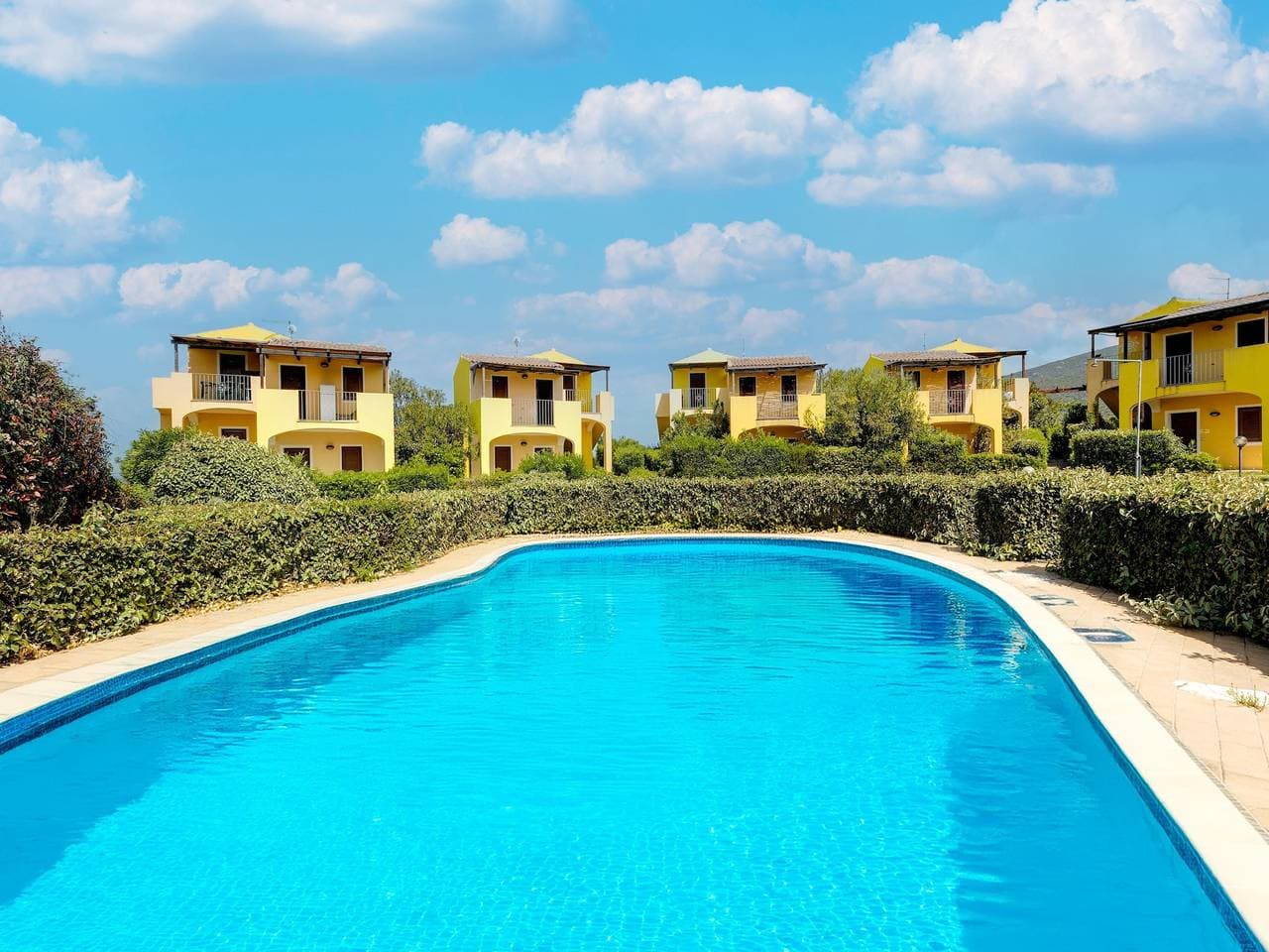 Ferienhaus mit Klimaanlage und Gemeinschaftspool 1