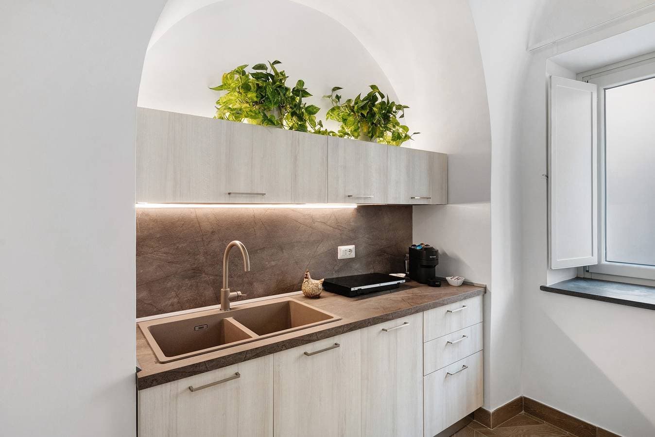 Foto 8 von 23: Suite „Lobra“ mit WLAN und Klimaanlage