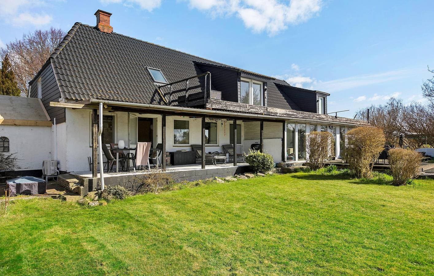 Foto 2 von 18: Ferienwohnung für 4 Personen mit Garten