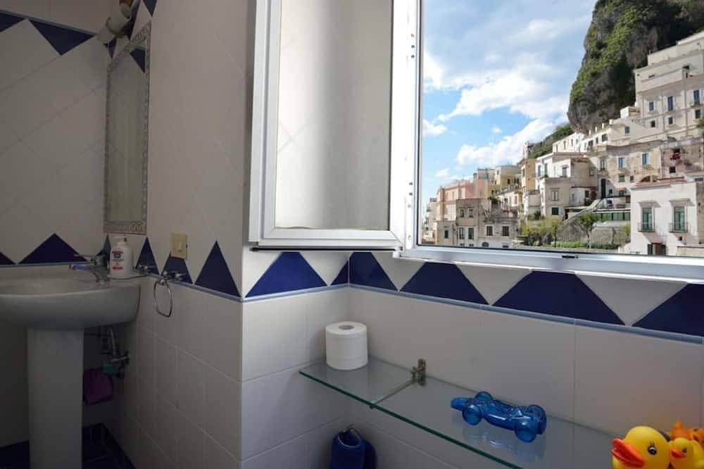 Foto 7 von 17: Pompey Haus mit Terrasse und Meerblick