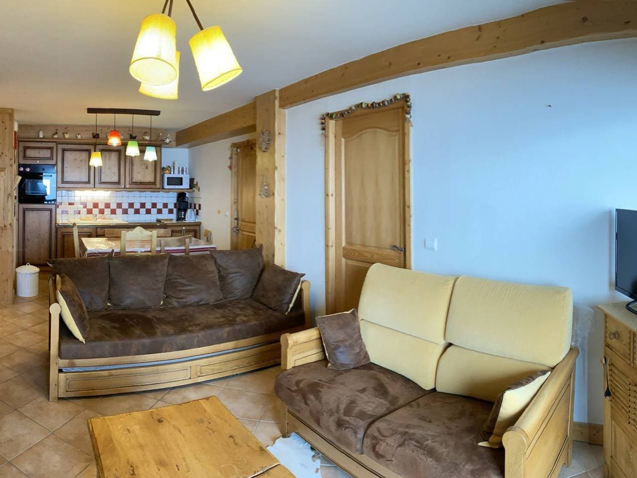 Foto 7 von 21: Wohnung 8 Pers, Südbalkon, Parkplatz und Pool