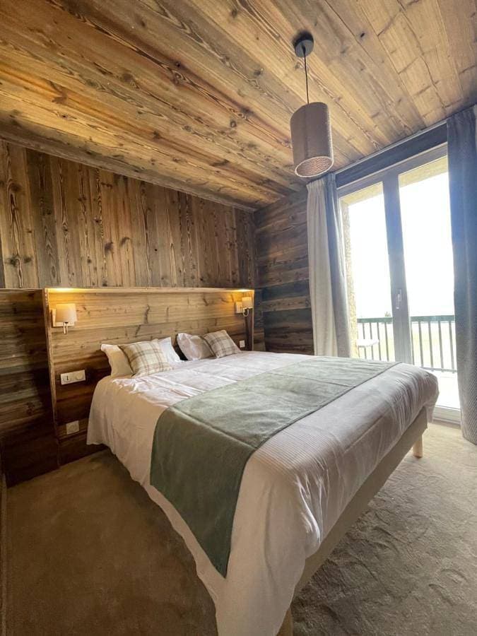 Foto 4 von 9: Twin Room with City View