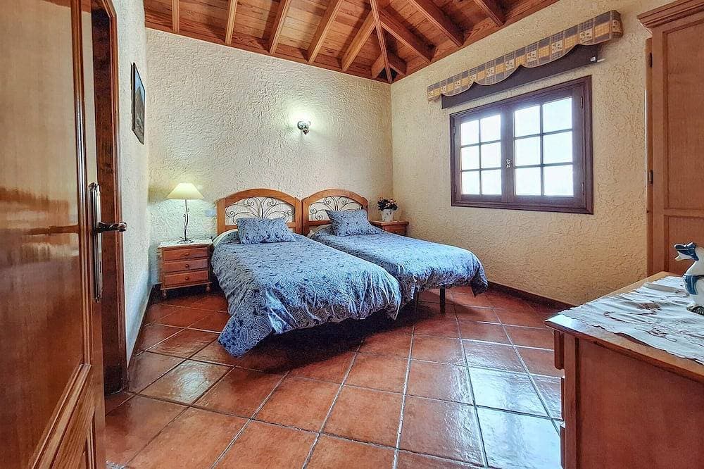 Foto 2 von 26: 2 bedroom amazing home in Buenavista del Norte
