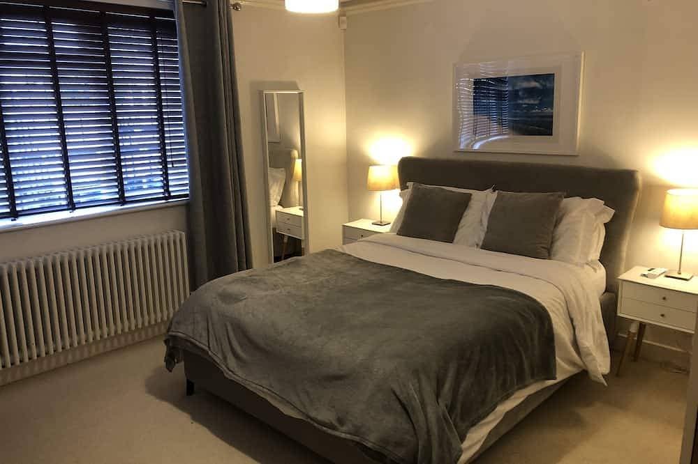 Foto 9 von 29: Unique open plan house in central Windsor pet friendly + parking