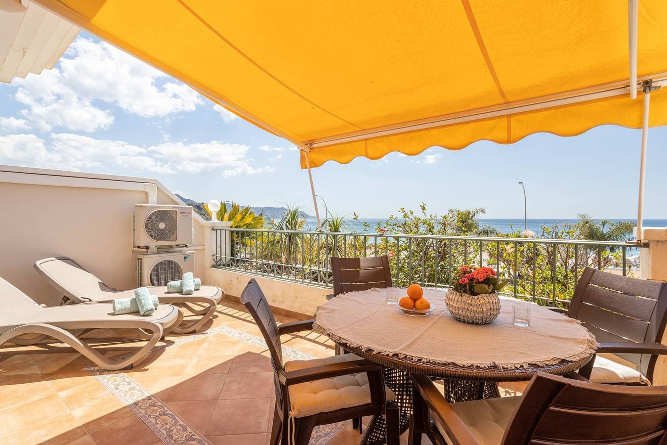 sunny Apartment frontline Burriana 1