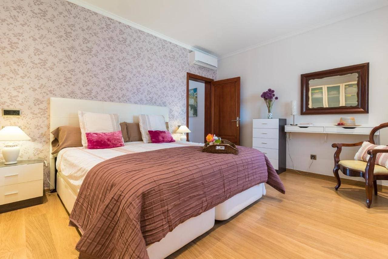 Foto 5 von 39: Villa für 8 Personen mit Pool