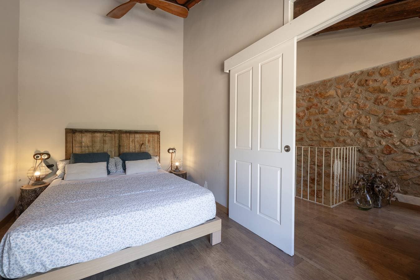 Foto 13 von 30: Ferienhaus 'Casa En Vistes Al Montsià' mit Bergblick, privatem Pool und WLAN