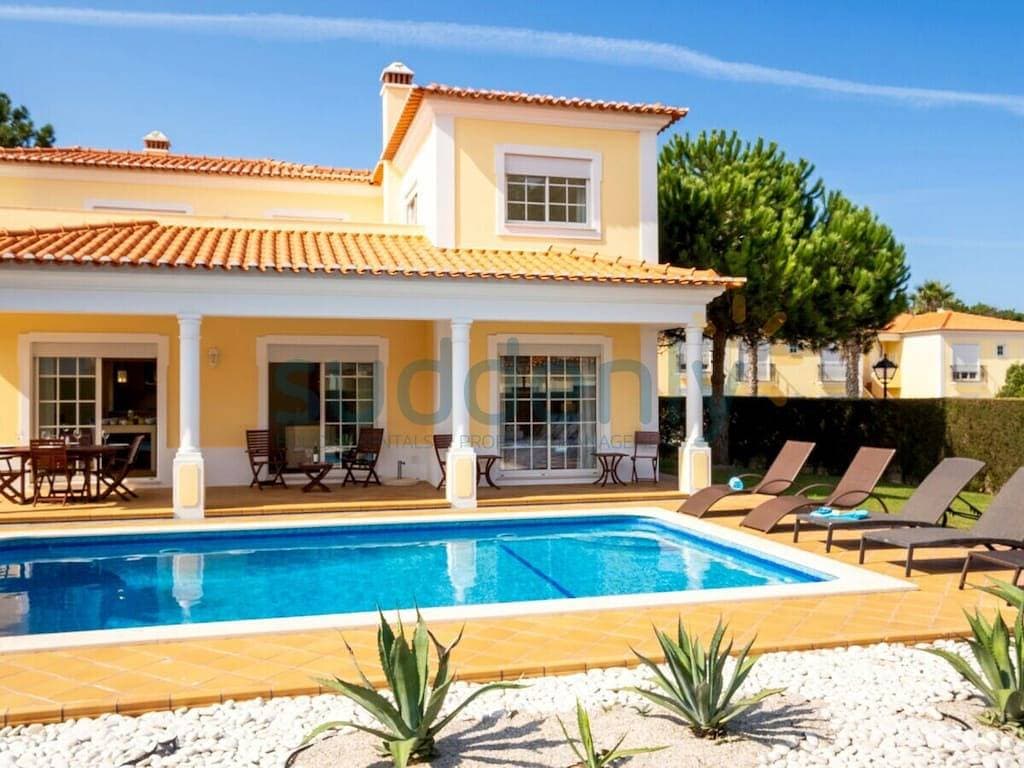 Villa mit 3 Schlafzimmer 1