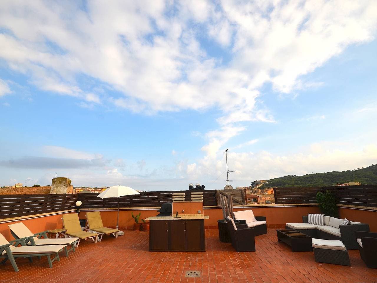 Foto 6 von 33: Ferienwohnung für 6 Personen mit Balkon