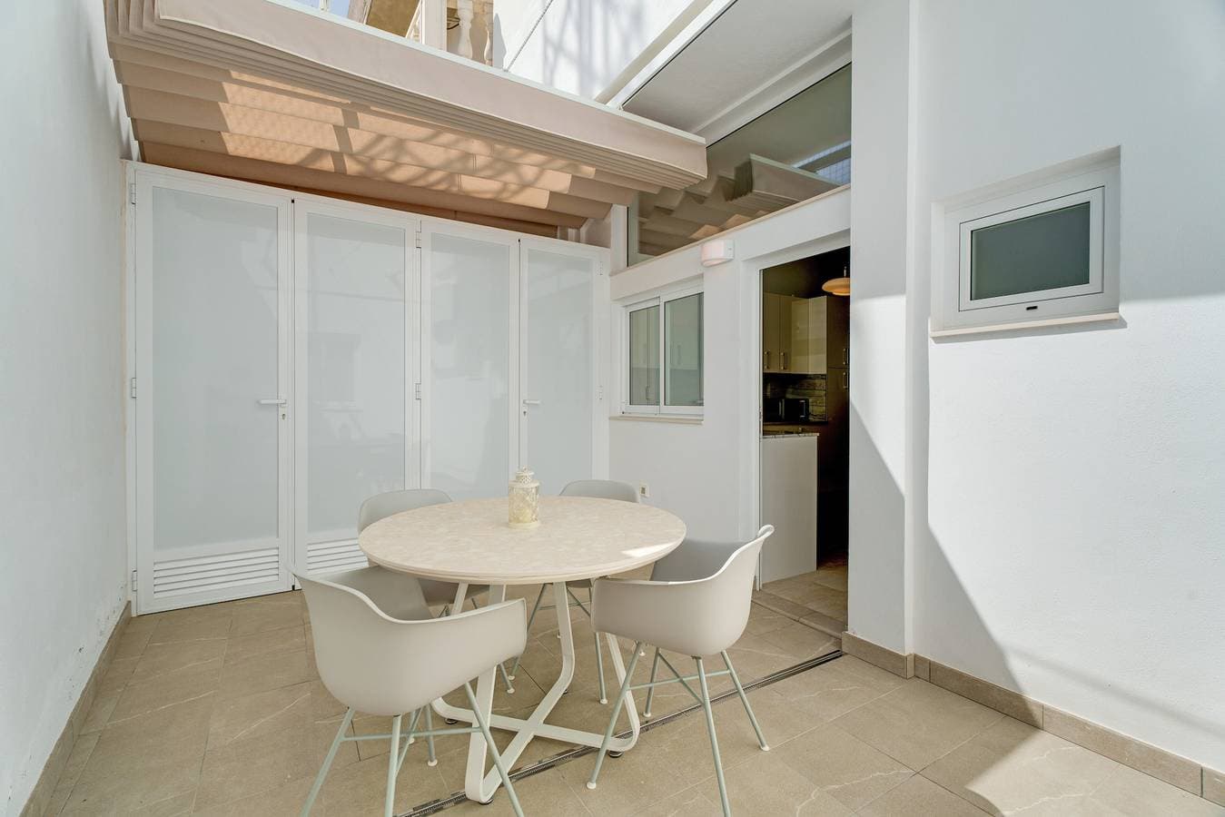 Foto 2 von 25: Ferienapartment 'Serenity' mit privater Terrasse und WLAN