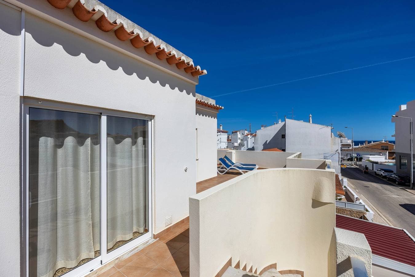 Foto 10 von 24: Ferienhaus Villas Brites nº5 mit offener Terrasse, Gemeinschaftspool und WLAN