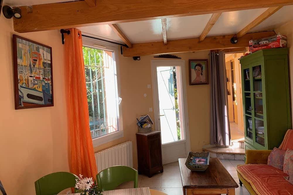 Foto 11 von 30: Provençal Mas · Private Pool · 500m² Garden · 10 min Calanques & Beaches
